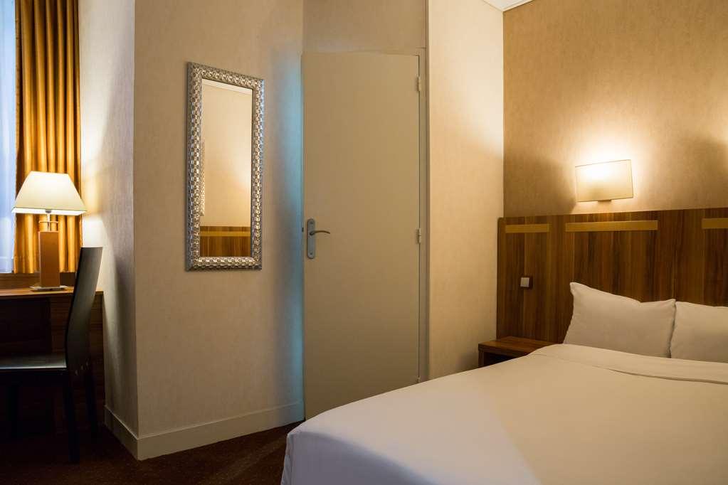 Hotel The Originals Du Grand Monarque Nantes Gare الغرفة الصورة