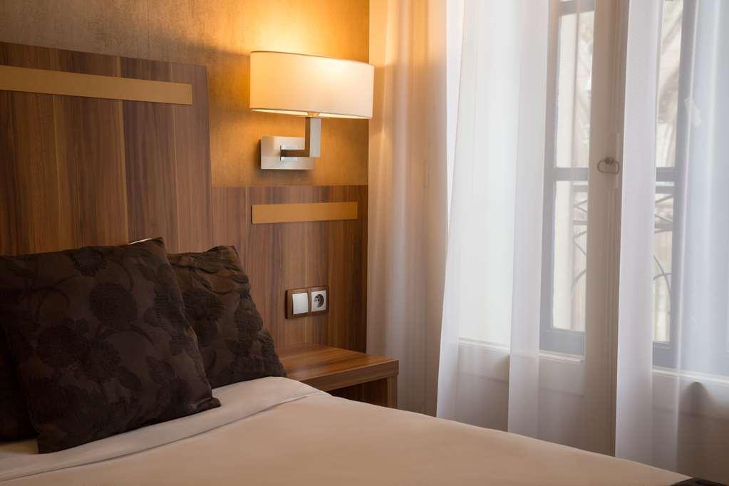 Hotel The Originals Du Grand Monarque Nantes Gare الغرفة الصورة