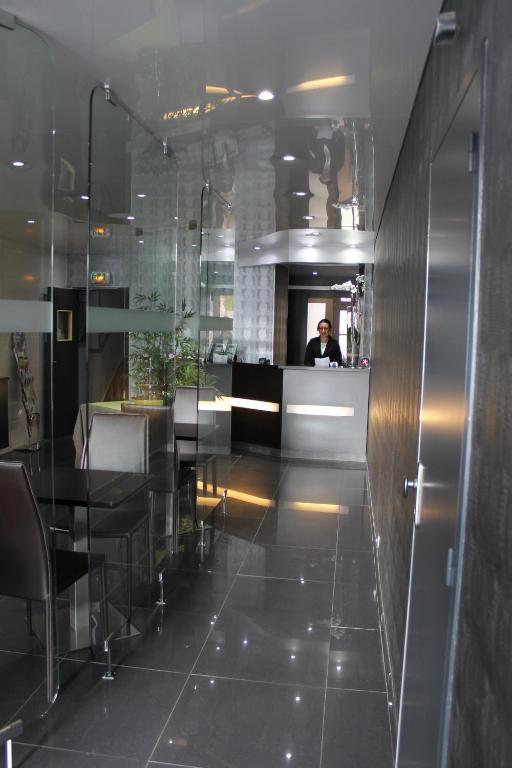 Hotel The Originals Du Grand Monarque Nantes Gare المظهر الخارجي الصورة